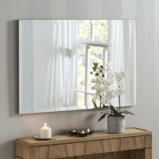 Made to measure mirror  with no fixings, 6mm thickness, polished edge with foil backing