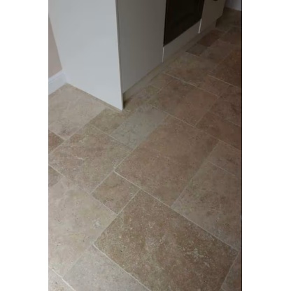 100 x 100 x 10mm Classic Travertine - Tumbled - Unfilled (per sqm)