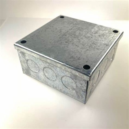 Greenbrook 442gk 100 x 100 x 50 mm galv adaptable box c/w knock outs