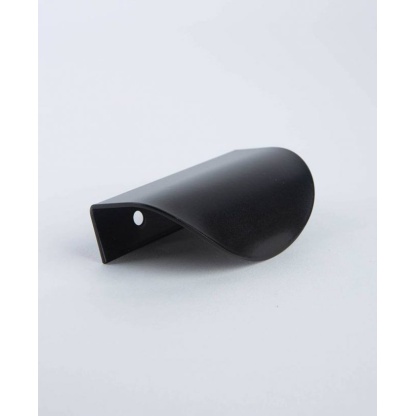 Black Onda Metal Pull Handle